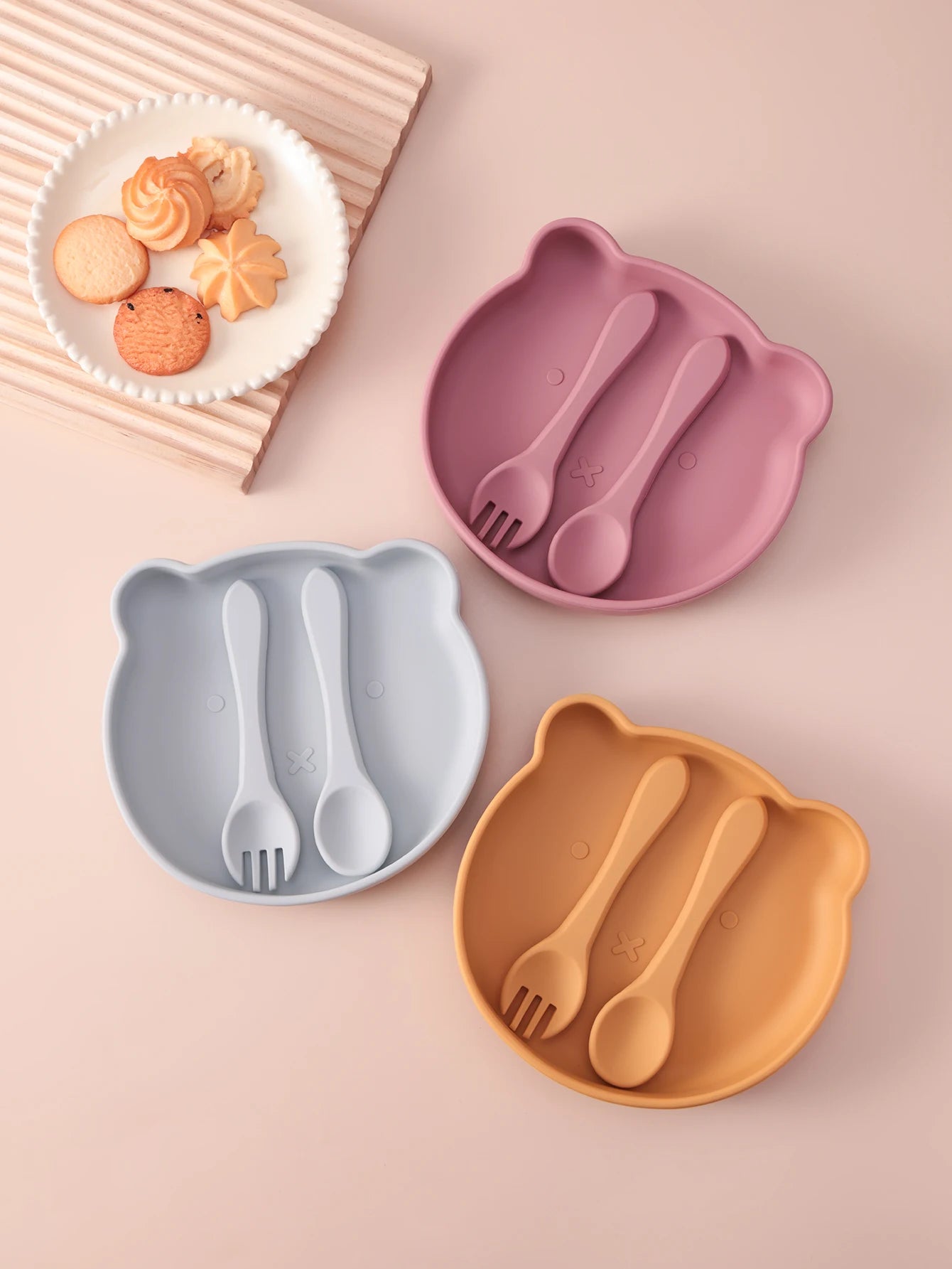 3PCS Bear Silicone Baby Suction Bowls Plates Set With Spoon Fork Self Feeding Weaning Tableware BPA Free Kids Mealtime