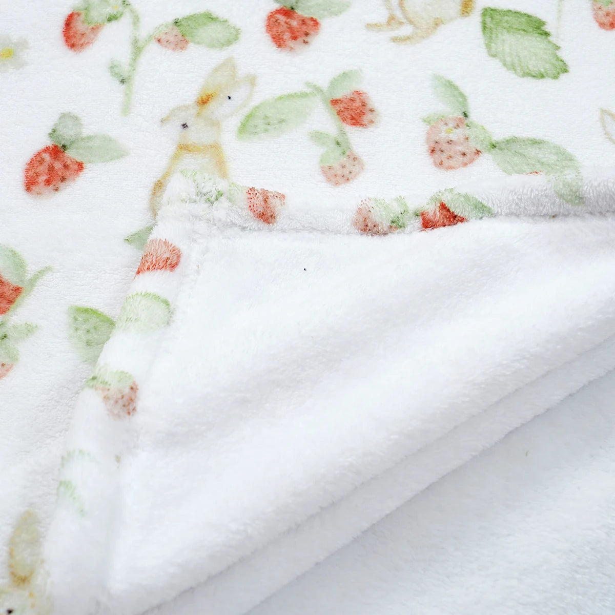 Soft Multi-purpose Bath Towel, Perfect For Bathing or Swimming